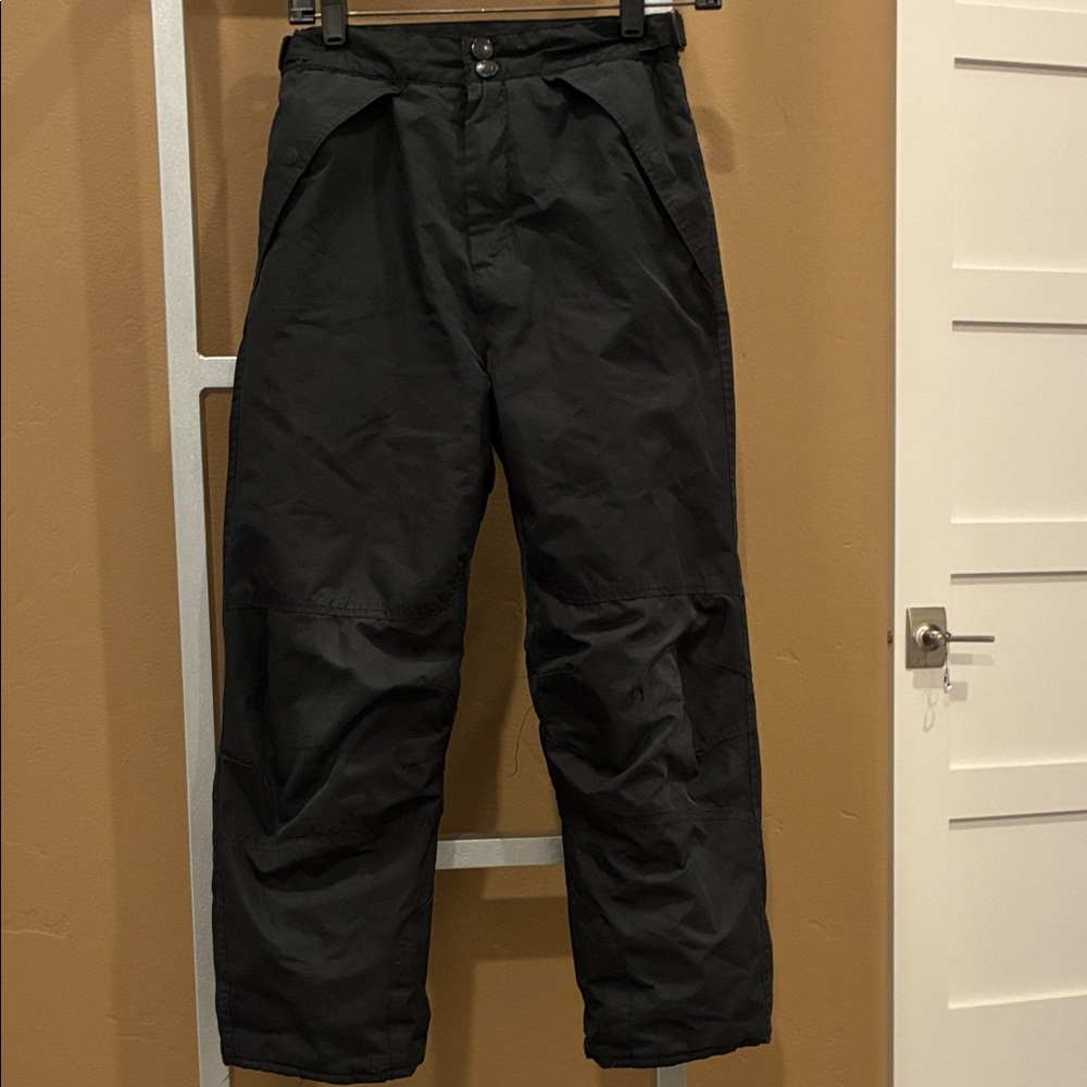 London Fog Youth size small/8 snow pants
